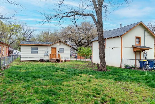 228 S Lowry Street, Stillwater, OK 74075