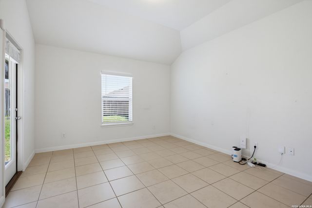 7830 Creekshore Cv, San Antonio, TX 78254