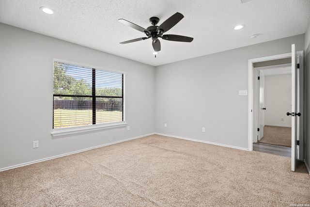 5546 Enchanted Draw, San Antonio, TX 78251