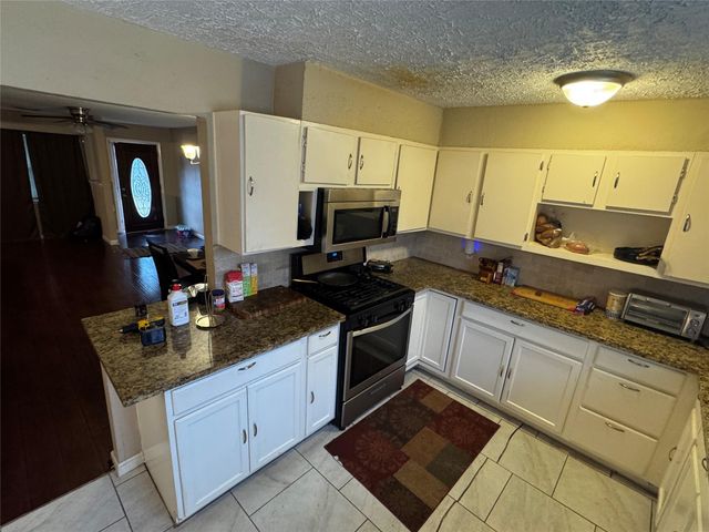 10206 Chesterfield Drive, Houston, TX 77051