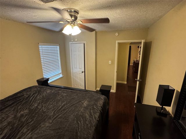 10206 Chesterfield Drive, Houston, TX 77051