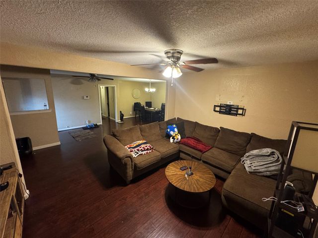 10206 Chesterfield Drive, Houston, TX 77051