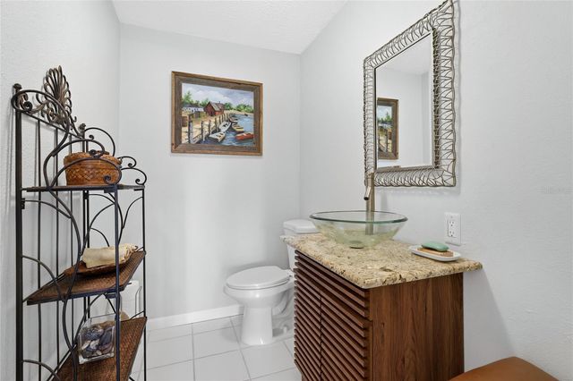 906 TROPICAL DRIVE, Bradenton, FL 34208