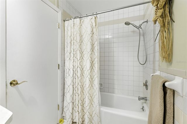 906 TROPICAL DRIVE, Bradenton, FL 34208