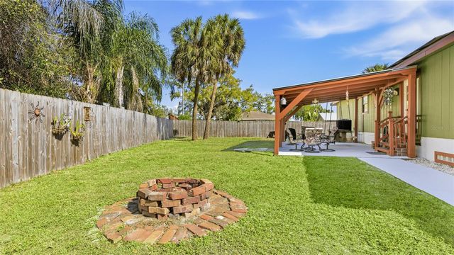 906 TROPICAL DRIVE, Bradenton, FL 34208