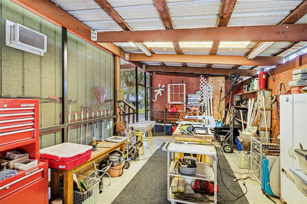 Image 41 of property listing at 906 TROPICAL DRIVE, Bradenton, FL 34208