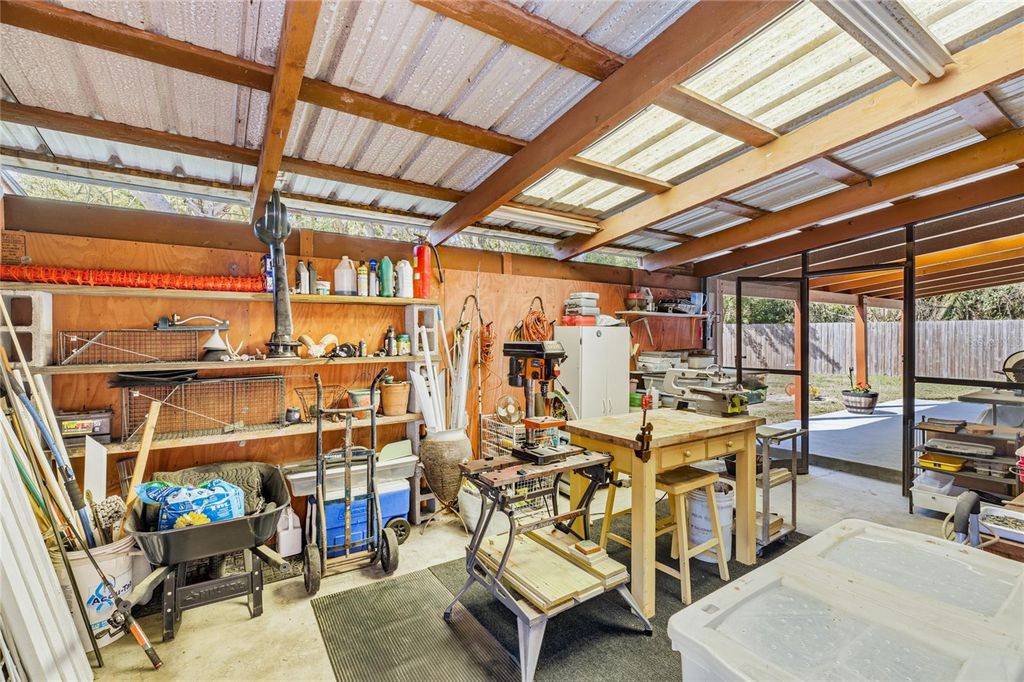 Image 42 of property listing at 906 TROPICAL DRIVE, Bradenton, FL 34208