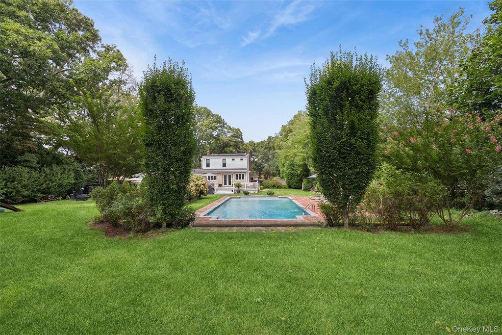 351 Forest Lane, Smithtown, NY 11787 — photo 5