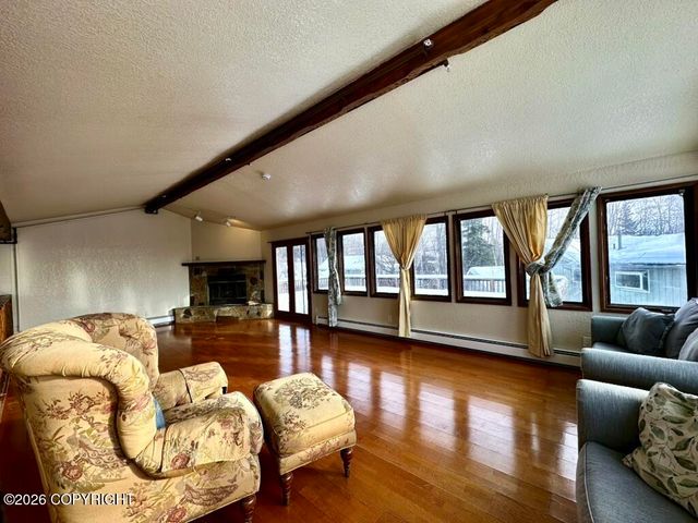 8040 Opal Circle, Anchorage, AK 99502