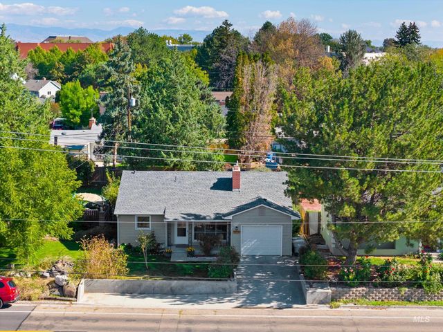 1915 S Montana Ave, Caldwell, ID 83605