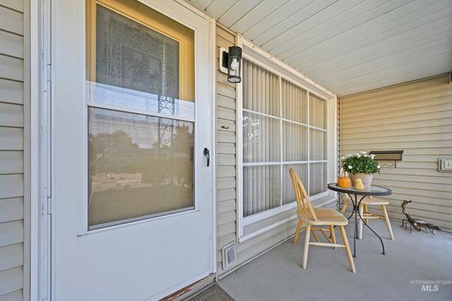 1915 S Montana Ave, Caldwell, ID 83605