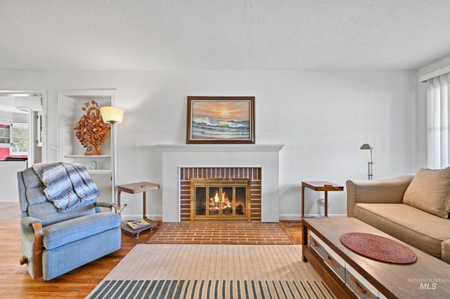 1915 S Montana Ave, Caldwell, ID 83605