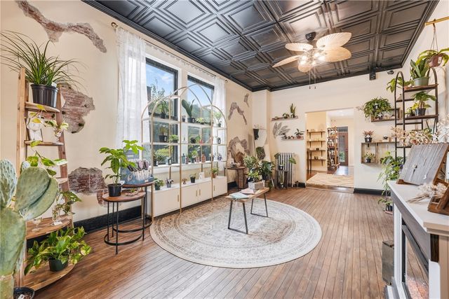 21 Grant Ave, Etna, PA 15223