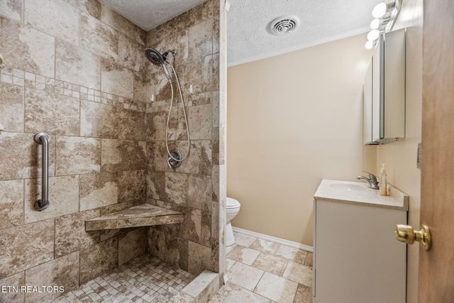 5013 Ridgemont Drive, Knoxville, TN 37918