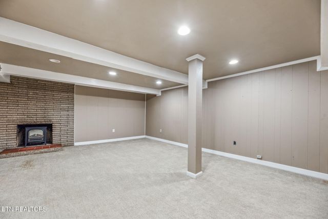 5013 Ridgemont Drive, Knoxville, TN 37918