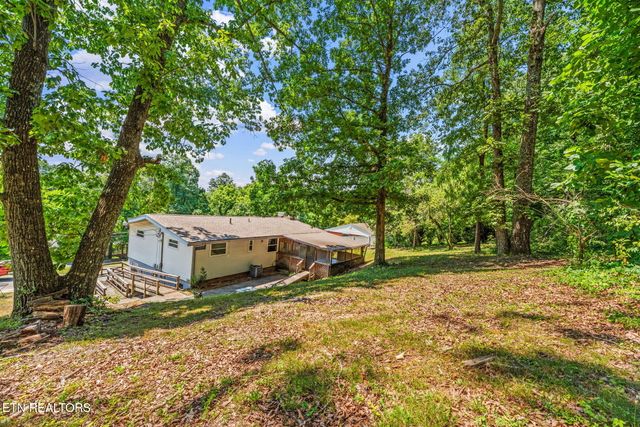 5013 Ridgemont Drive, Knoxville, TN 37918