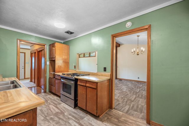 5013 Ridgemont Drive, Knoxville, TN 37918