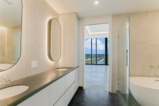 610 Davis ST 5103, Austin, TX 78701