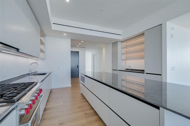 610 Davis ST 5103, Austin, TX 78701