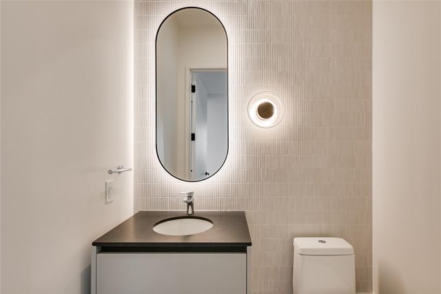 610 Davis ST 5103, Austin, TX 78701