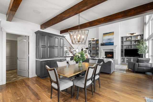 1166 E Rivers End Dr, Eagle, ID 83616