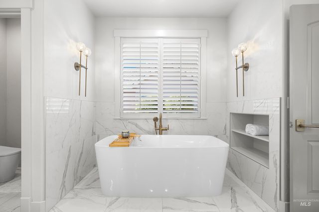 1166 E Rivers End Dr, Eagle, ID 83616