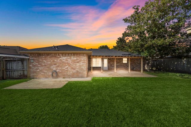 1517 Van Buren Drive, Deer Park, TX 77536
