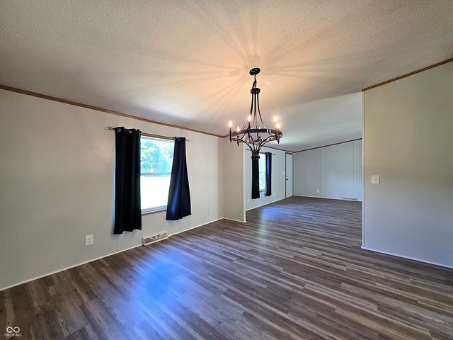3585 W County Road 450 S, Greencastle, IN 46135