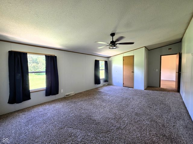 3585 W County Road 450 S, Greencastle, IN 46135