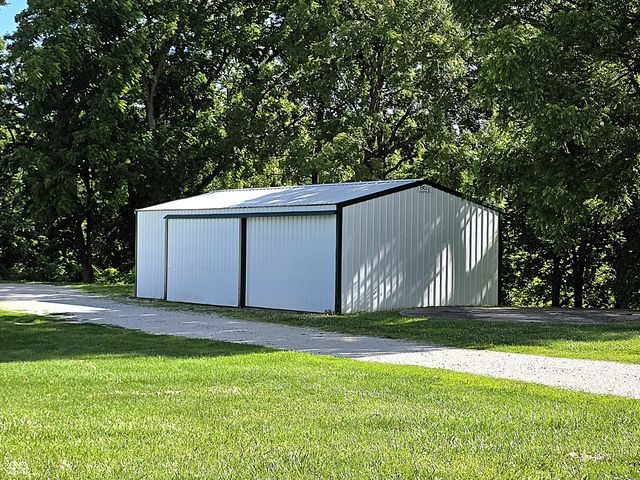 3585 W County Road 450 S, Greencastle, IN 46135
