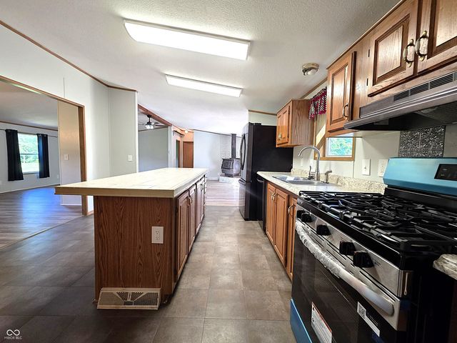 3585 W County Road 450 S, Greencastle, IN 46135