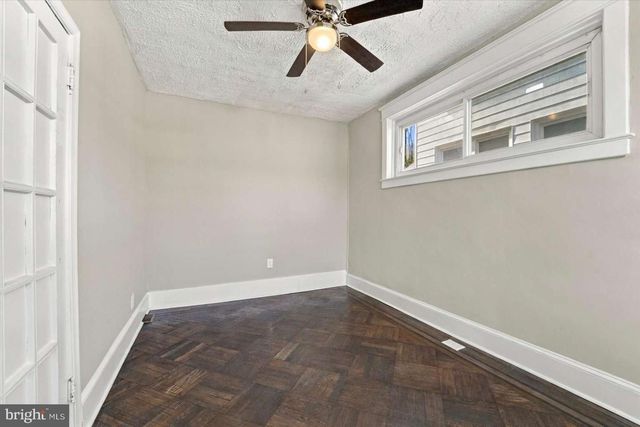190 E PLUMSTEAD AVE, Lansdowne, PA 19050