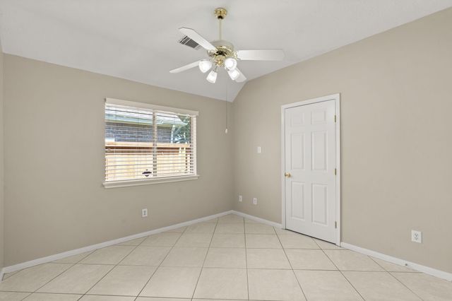 4503 Summer Lakes, Sugar Land, TX 77479