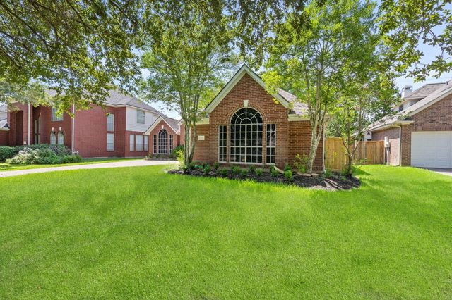 4503 Summer Lakes, Sugar Land, TX 77479