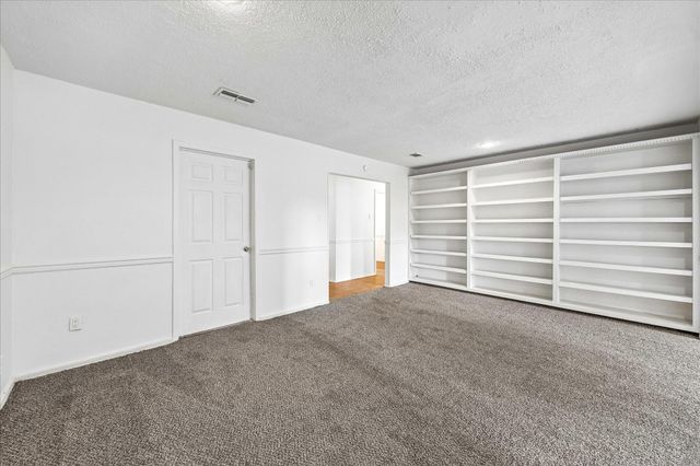7714 Sterlingshire Street, Houston, TX 77016