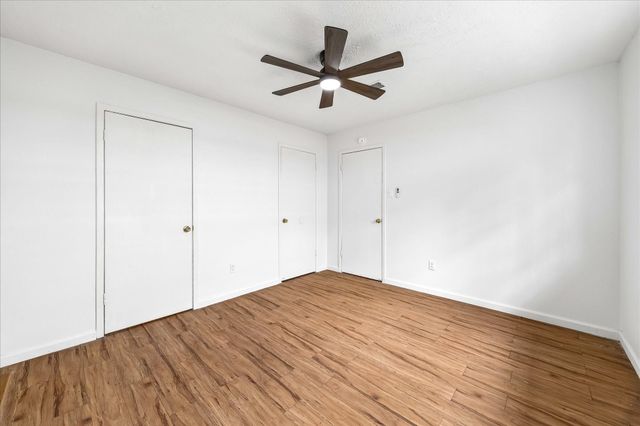 7714 Sterlingshire Street, Houston, TX 77016