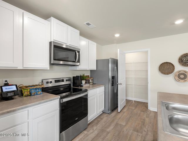 726 Lantern Rest Lane Lot 498, Jacksonville, NC 28546