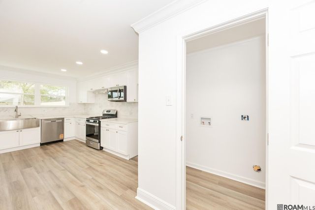 4930 Shadeland Dr, Baton Rouge, LA 70816