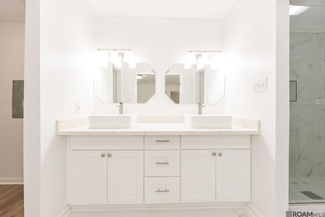 4930 Shadeland Dr, Baton Rouge, LA 70816