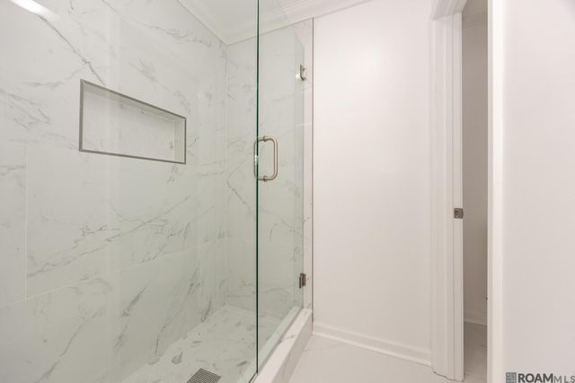 4930 Shadeland Dr, Baton Rouge, LA 70816