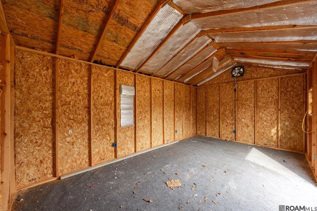 4930 Shadeland Dr, Baton Rouge, LA 70816