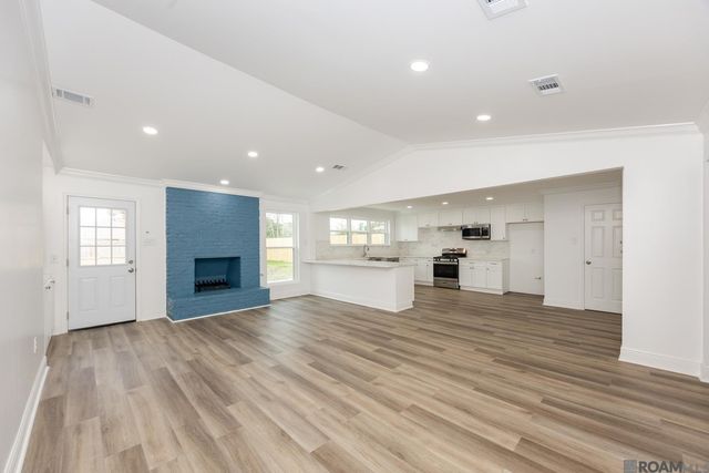 4930 Shadeland Dr, Baton Rouge, LA 70816