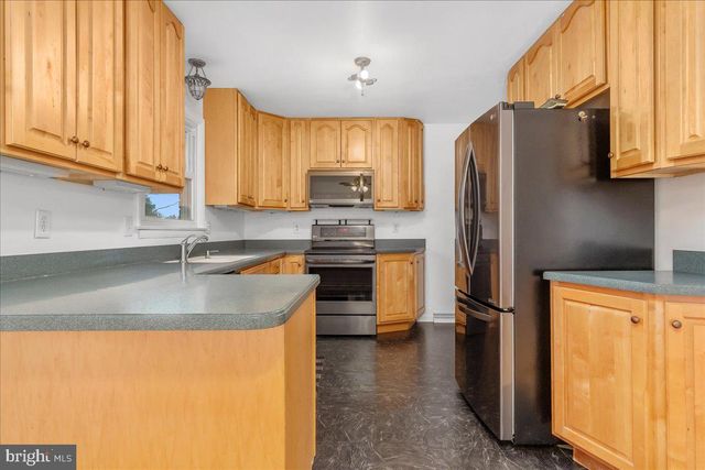 10602 OAKTREE CIR, Williamsport, MD 21795