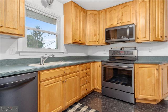 10602 OAKTREE CIR, Williamsport, MD 21795