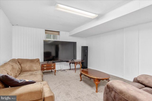 10602 OAKTREE CIR, Williamsport, MD 21795