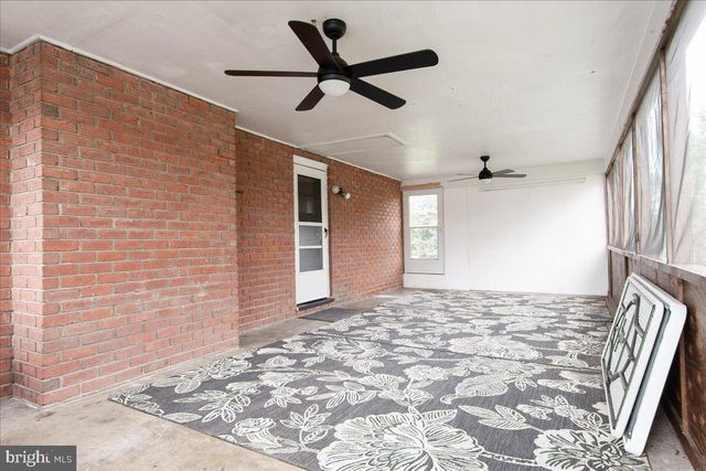 10602 OAKTREE CIR, Williamsport, MD 21795