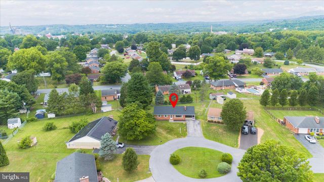 10602 OAKTREE CIR, Williamsport, MD 21795