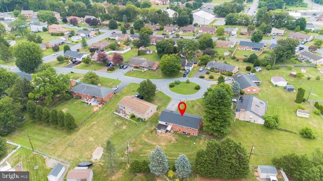 10602 OAKTREE CIR, Williamsport, MD 21795