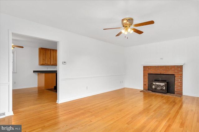 10602 OAKTREE CIR, Williamsport, MD 21795
