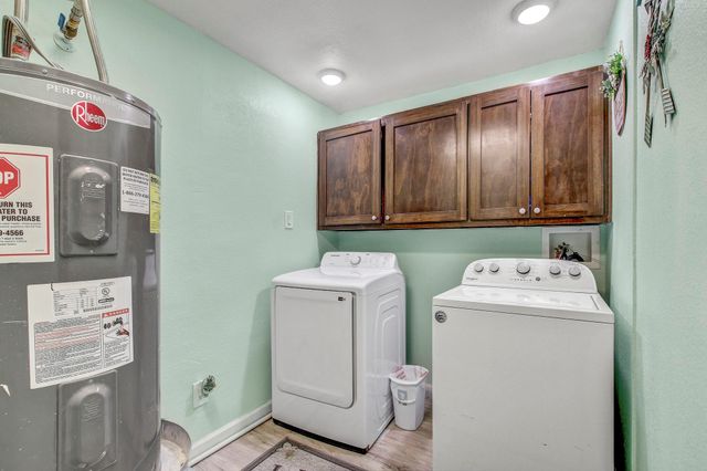 232 Campbell ST, Seguin, TX 78155